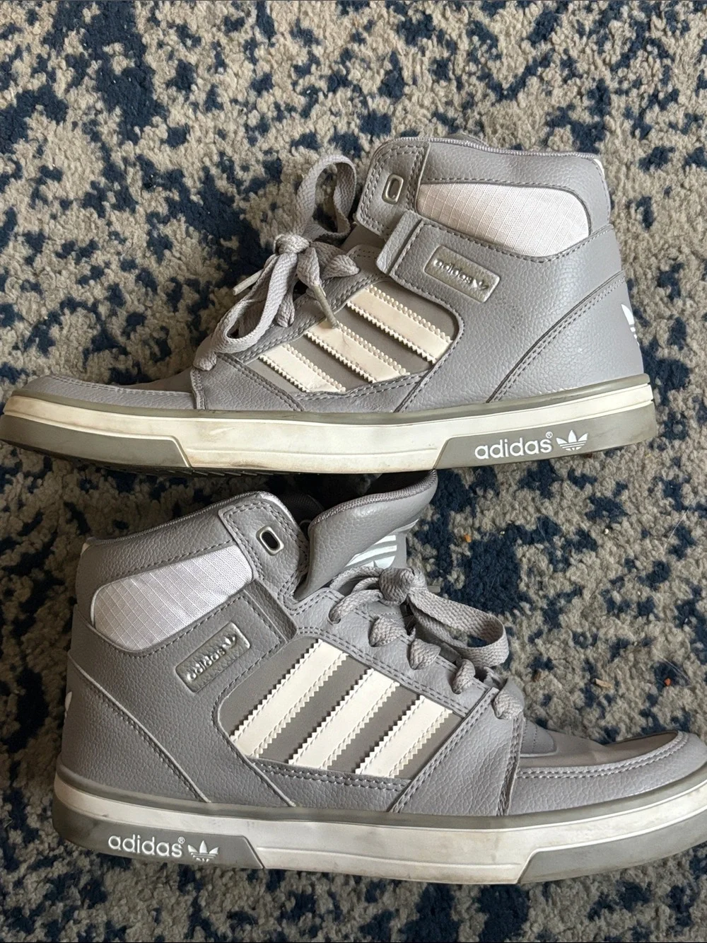 adidas Women's Light Gray High-Topu Sneakers with White Stripes Size 6.5